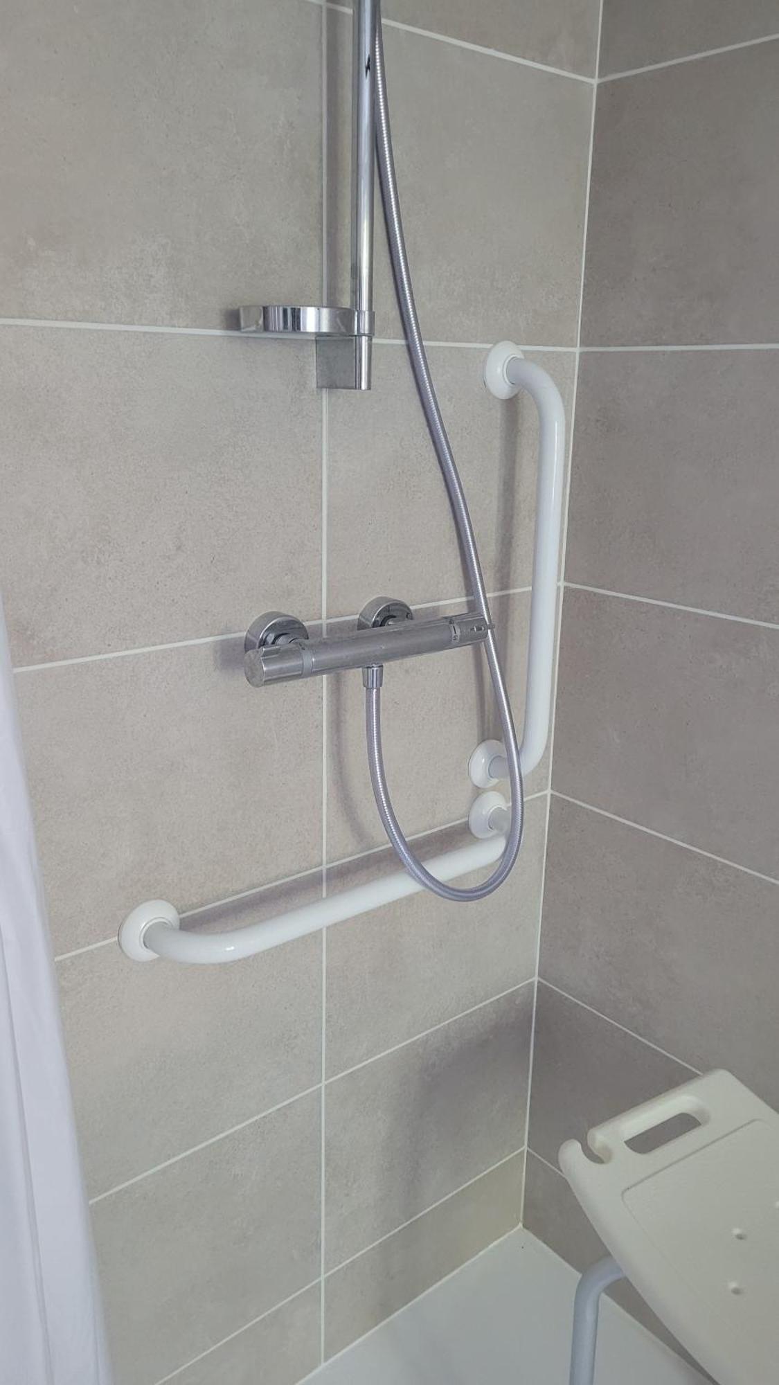 Le Truc En Plus, Accessibles Pmr, Appartement 45 M2 Mitoyen Dans Une Maison Avec Un Autre Appartement Guérard Exteriér fotografie