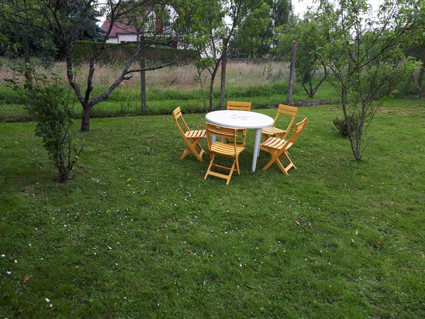Le Truc En Plus, Accessibles Pmr, Appartement 45 M2 Mitoyen Dans Une Maison Avec Un Autre Appartement Guérard Exteriér fotografie